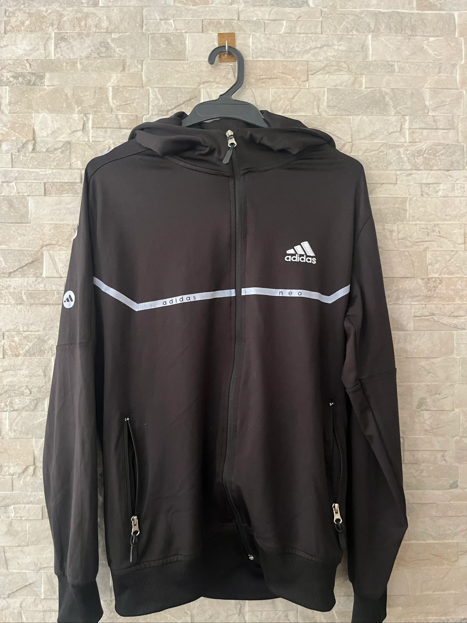 Sudadera Adidas NEO con Capucha | Cremallera Completa | Negra | Talla M/L